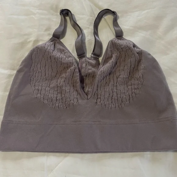 MINDD Elegant Lace Trim Bralette - Purple - Picture 1 of 3